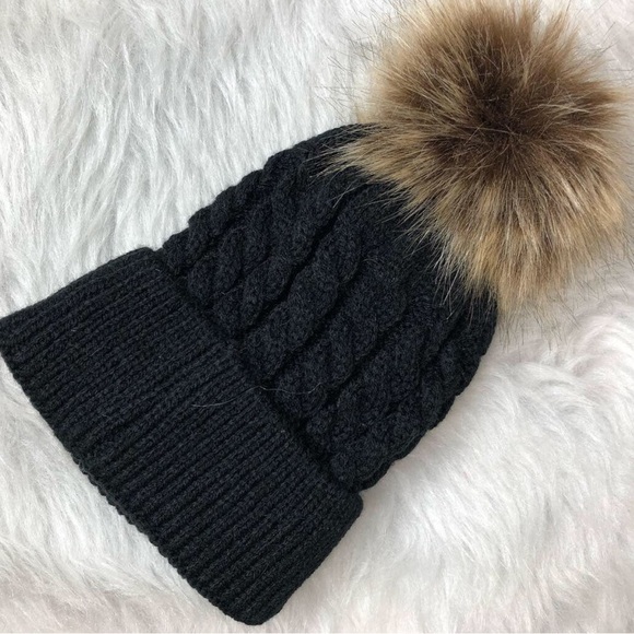 NWOT Simplicity Women\'s Winter Soft Knit Beanie Hat with Faux Fur Pom Poms OS main image 7